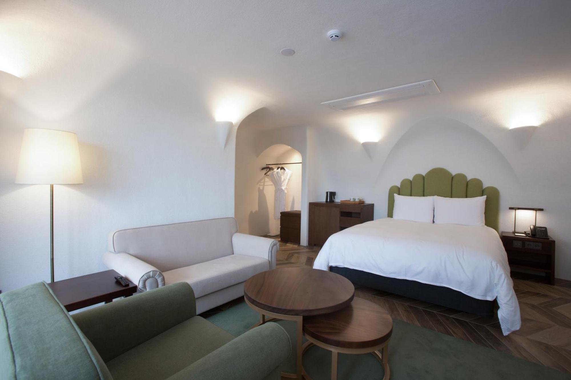 Ecoland Hotel Jeju Exterior photo