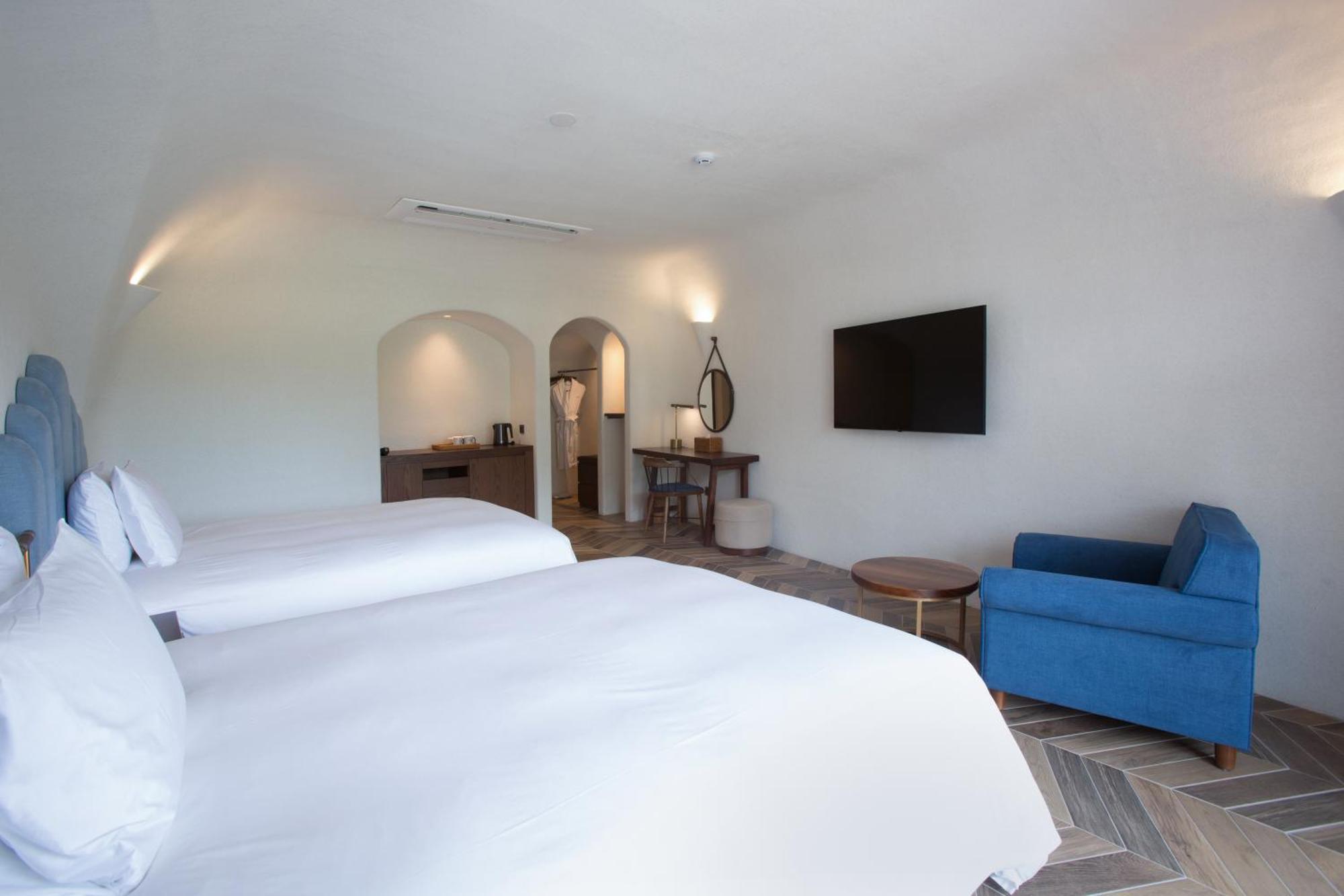 Ecoland Hotel Jeju Exterior photo